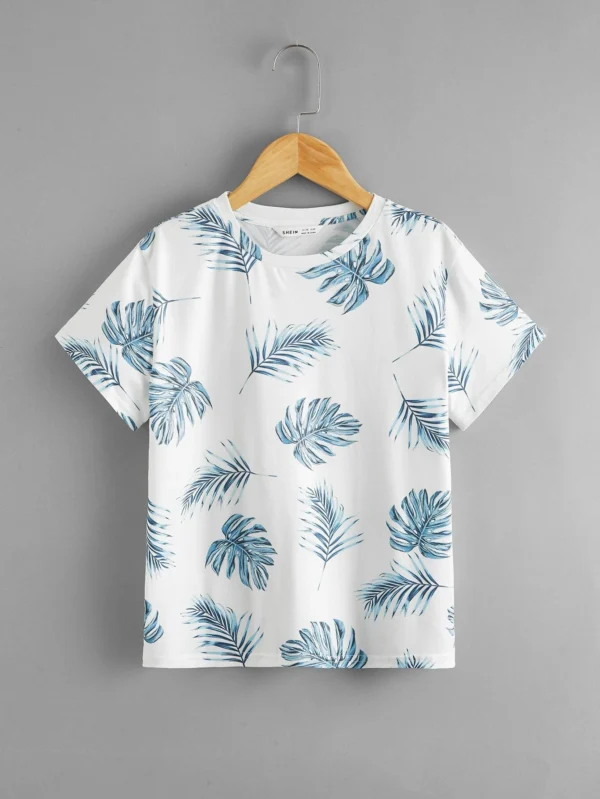 Camiseta con estampado tropical