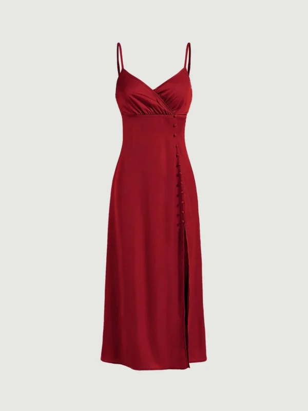 Vestido de tirantes unicolor con bot?n de muslo con abertura