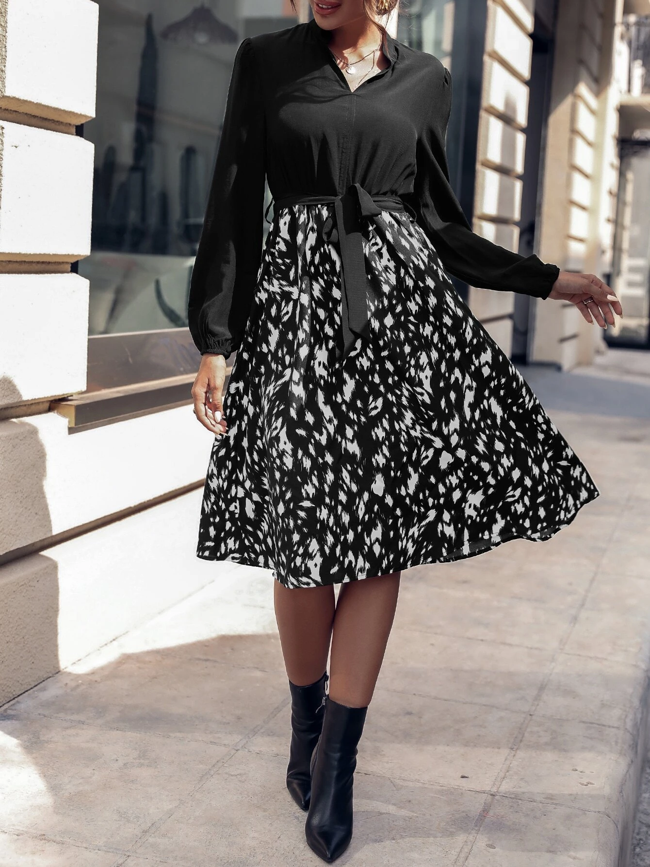 Vestido con cintur?n con estampado de lunares de manga farol - Imagen 5