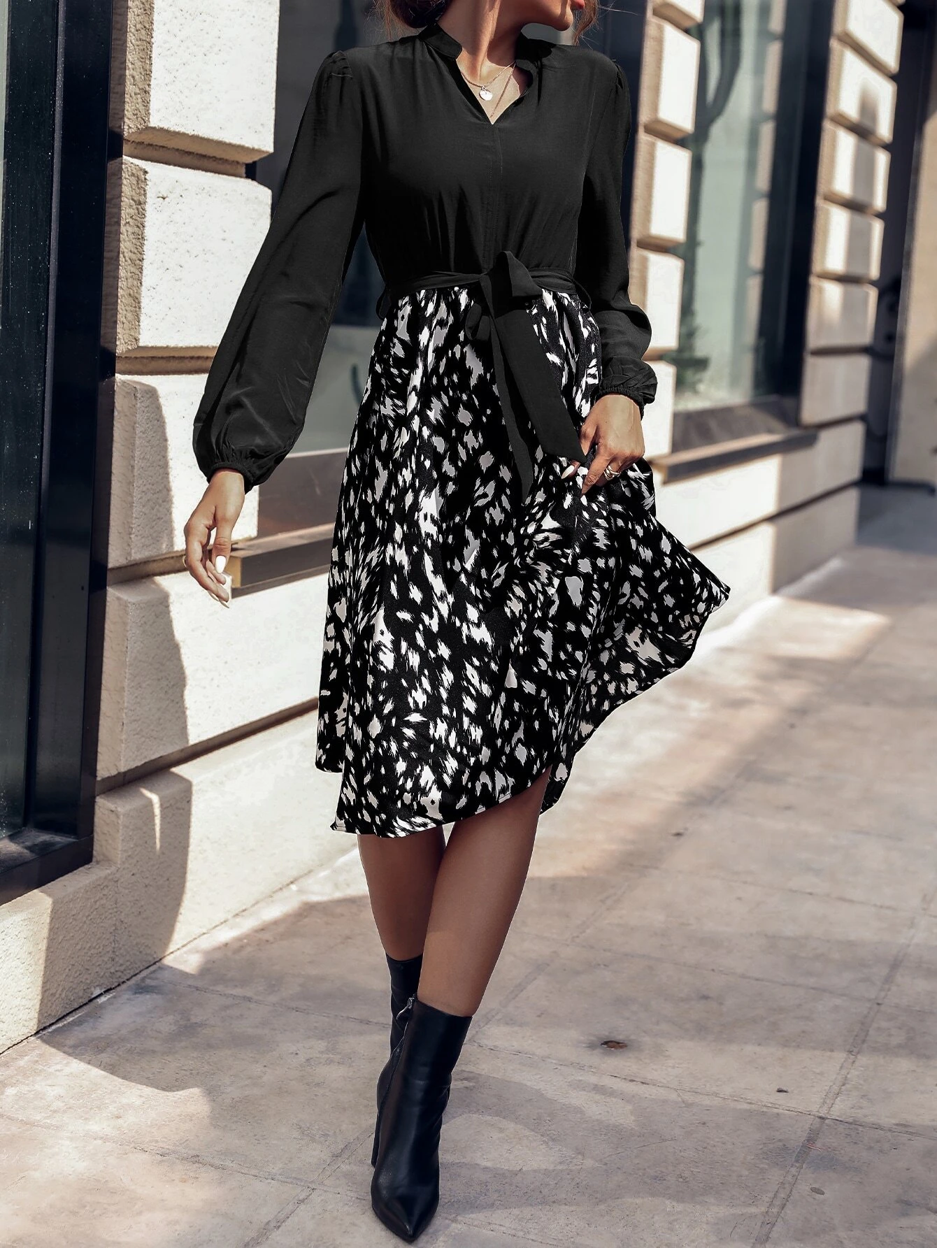 Vestido con cintur?n con estampado de lunares de manga farol - Imagen 4