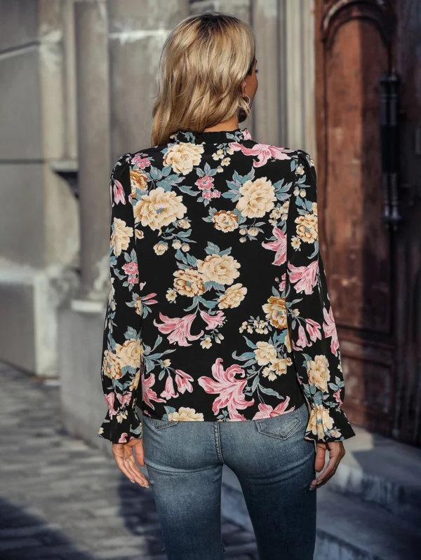 Blusa con estampado floral de cuello con cordon de manga con volante - Imagen 6