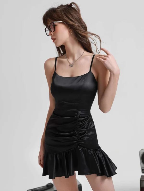 Vestido de tirantes fruncido bajo con fruncido de sat?n - Imagen 7