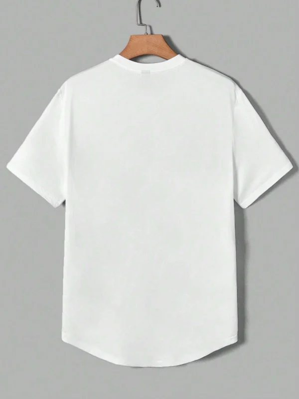 Camiseta con estampado de letra bajo curvo - Imagen 4