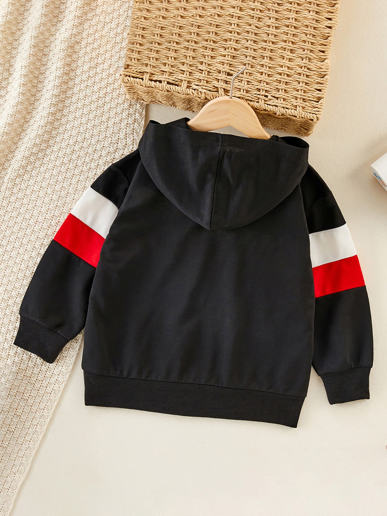 Kid Boy Letter Print Block Color Sudadera con capucha Top - Imagen 5