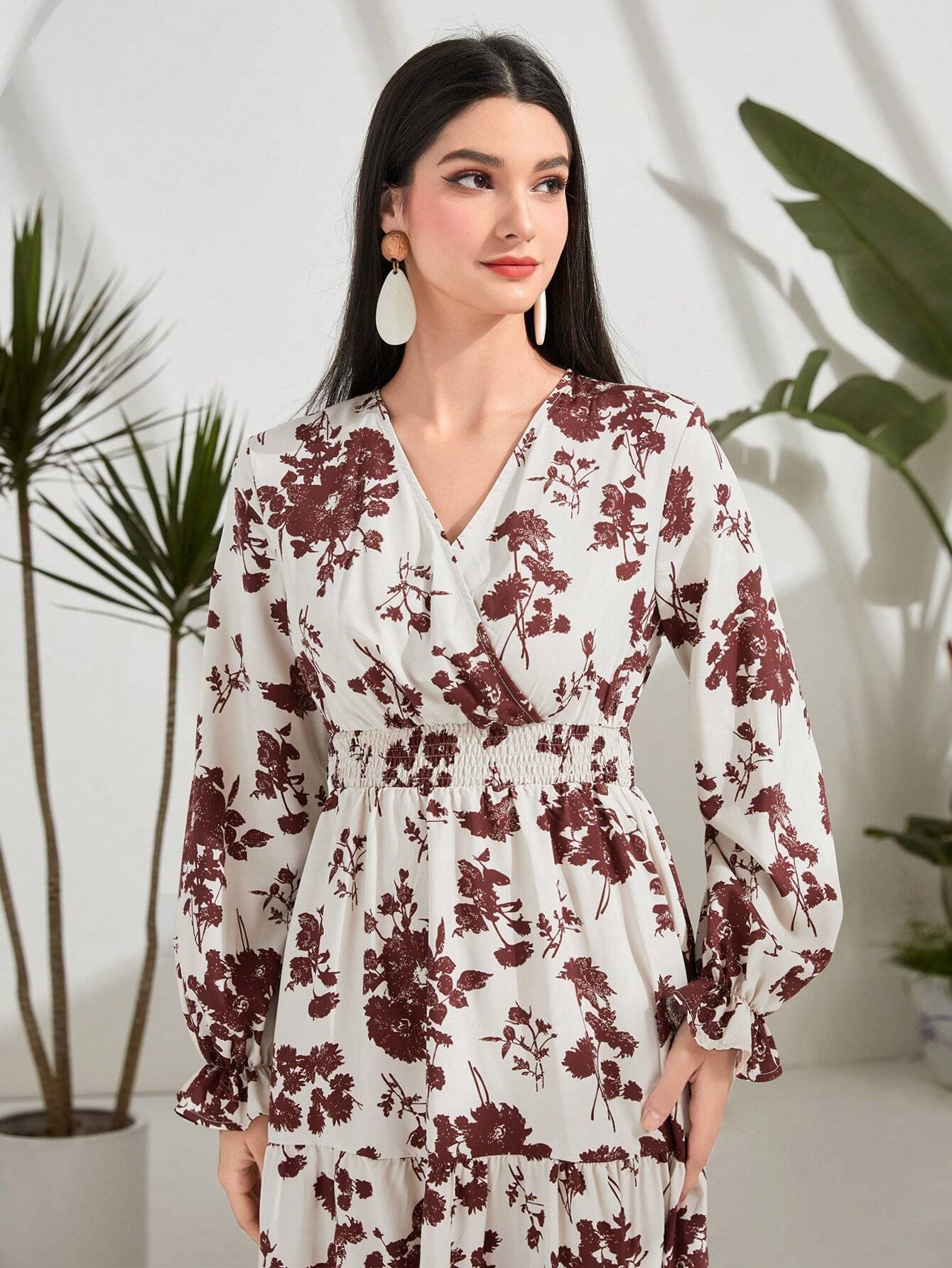 Vestido con estampado floral de manga con volante bajo con fruncido - Imagen 2