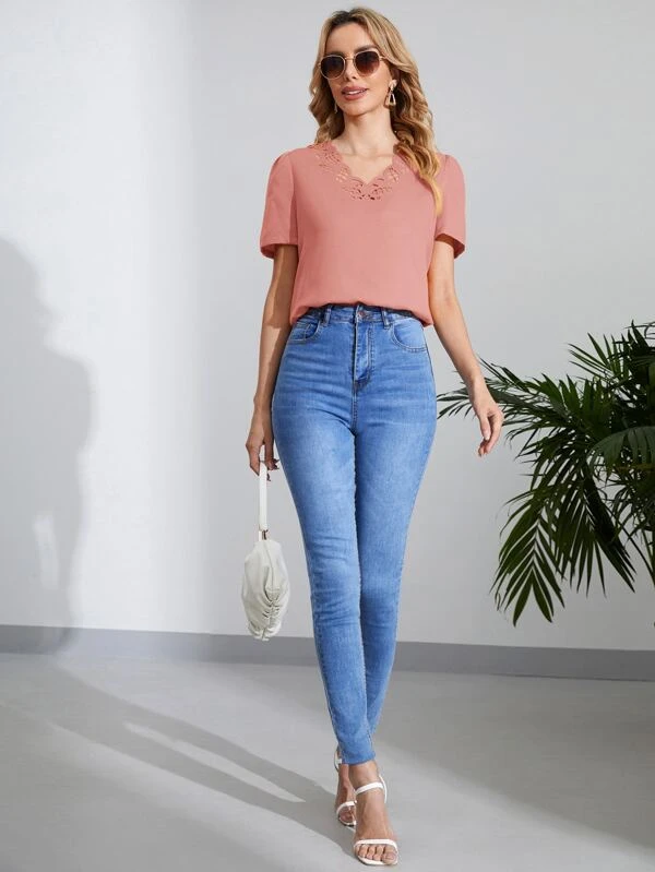 Blusa con abertura l?ser de manga farol - Imagen 5