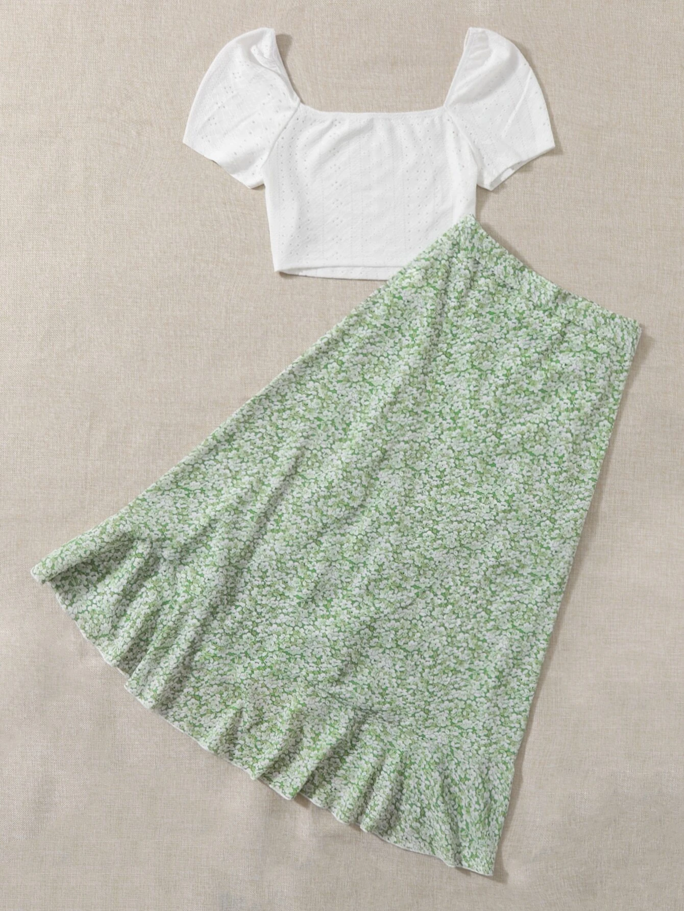 Conjunto Top corto unicolor & Falda cruzada con estampado floral - Imagen 2