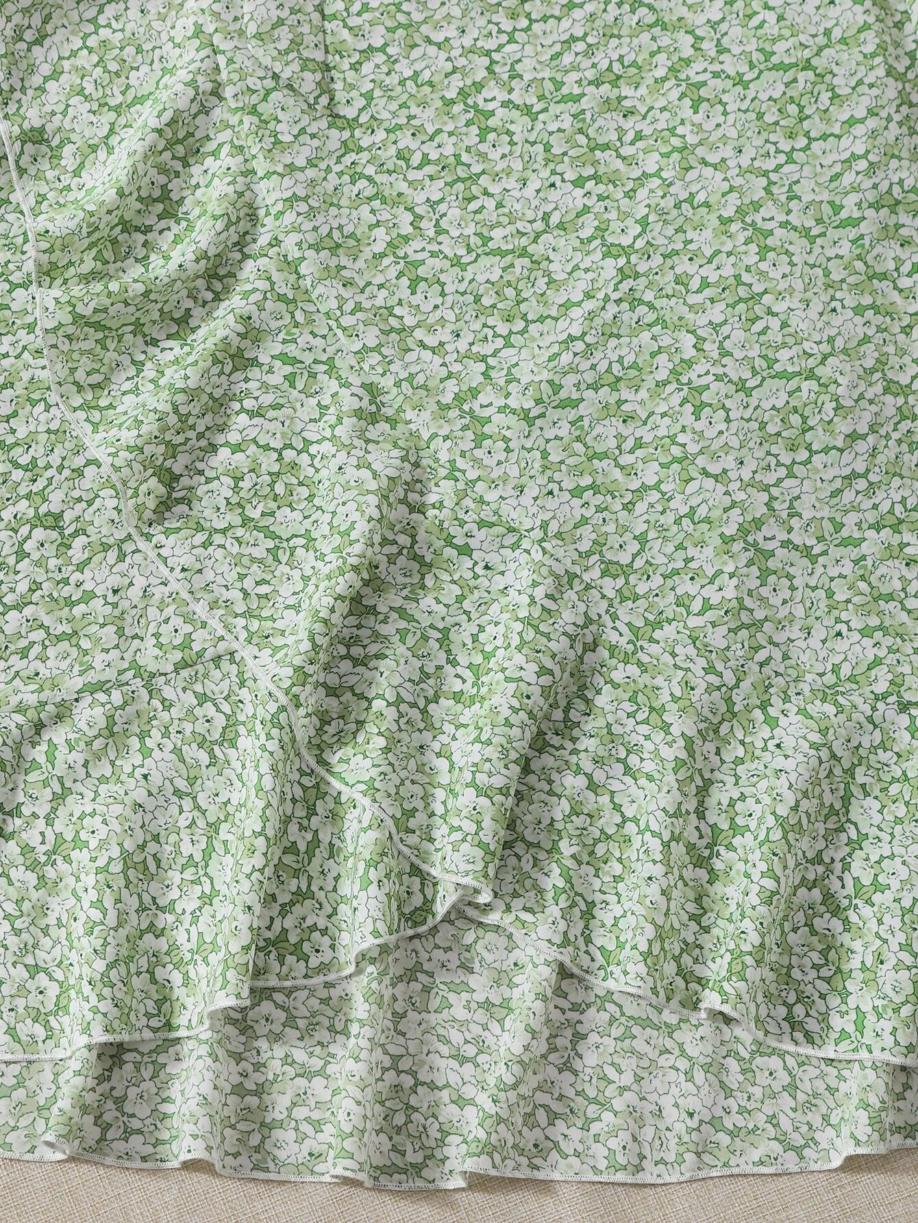 Conjunto Top corto unicolor & Falda cruzada con estampado floral - Imagen 3