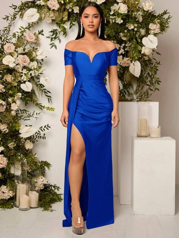 Vestido de dama de honor de hombros descubiertos fruncido de muslo con abertura con fruncido lateral - Imagen 5