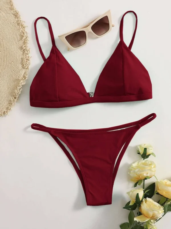 Bañador bikini con tanga triangulo unicolor
