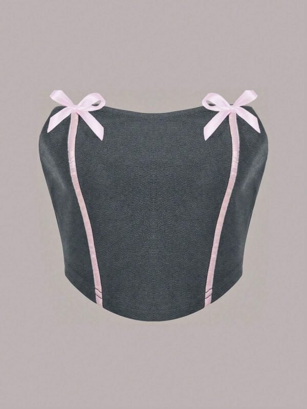 Top bandeau con lazo delantero unido en contraste