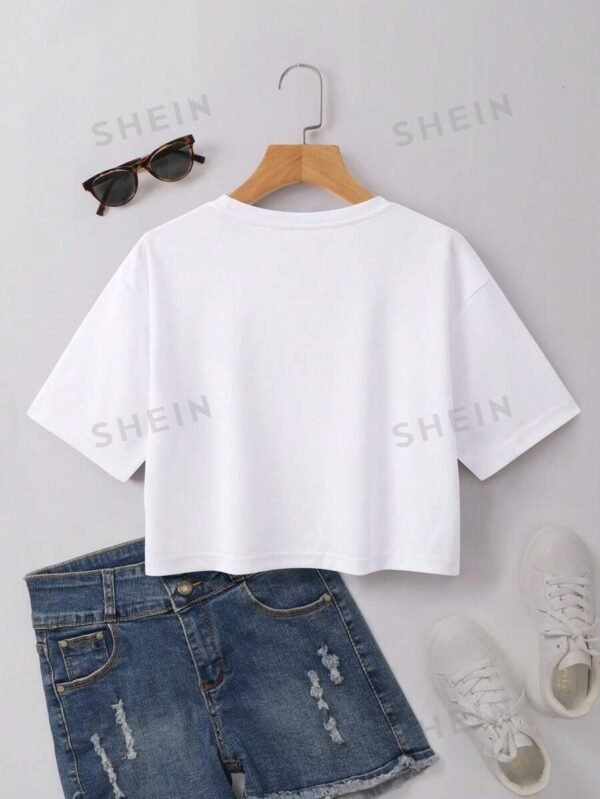 Camiseta crop con estampado de coraz?n y slogan - Imagen 2