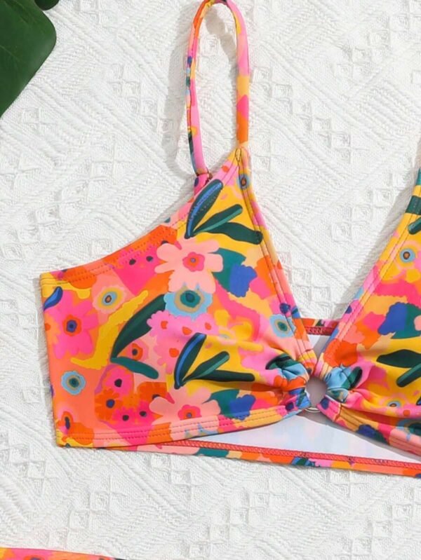 Chica adolescente Bañador bikini con estampado floral con falda de playa - Imagen 3