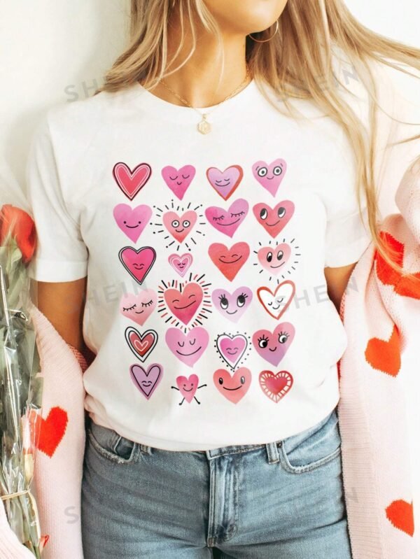 Camiseta De Manga Corta Con Cuello Redondo Y Estampado De Coraz?n De Dibujos Animados
