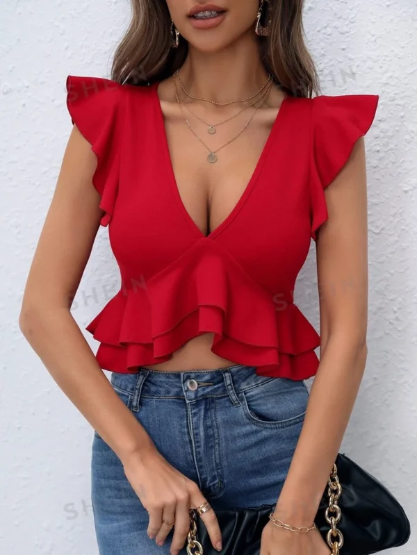 Top de manga mariposa bajo con fruncido