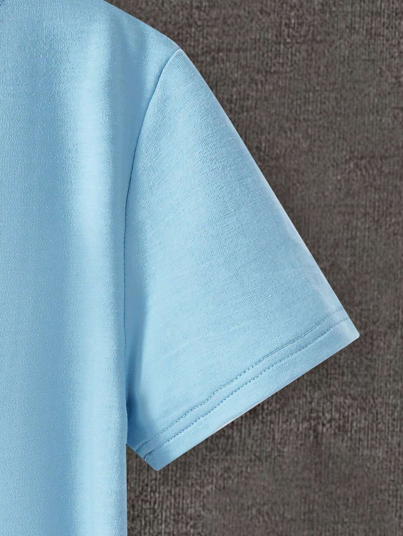 Camiseta corta de manga corta para adolescente con estampado de corona y letra - Imagen 2