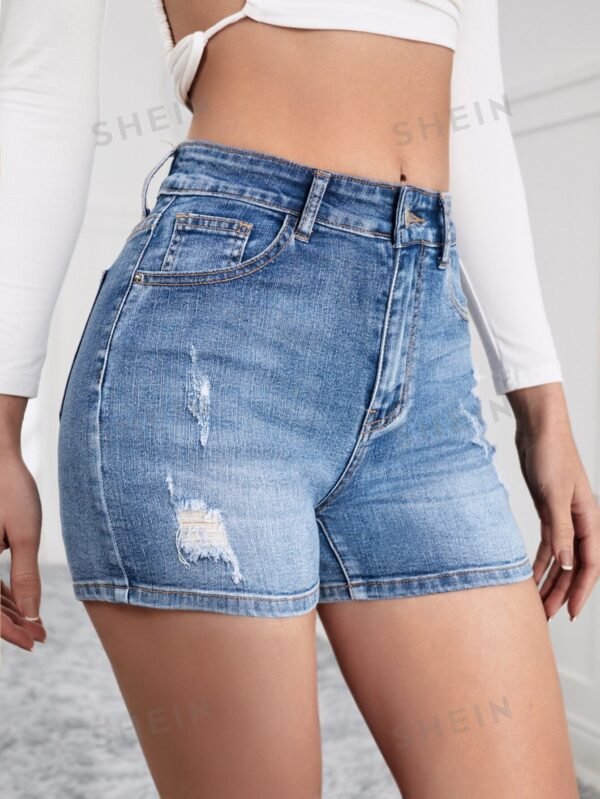 Shorts en mezclilla de talle alto desgarro - Imagen 2