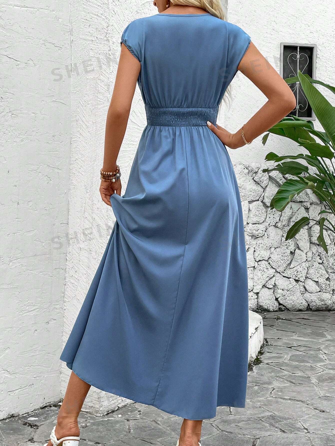 Vestido largo sólido de color con manga murciélago con cintura ajustada - Imagen 3