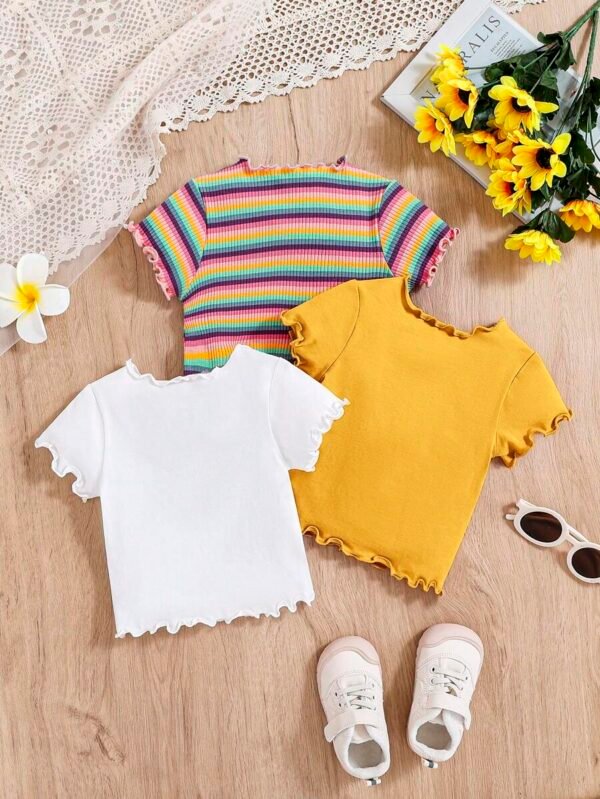 Camiseta a rayas con patrón de flores para el verano - Imagen 2