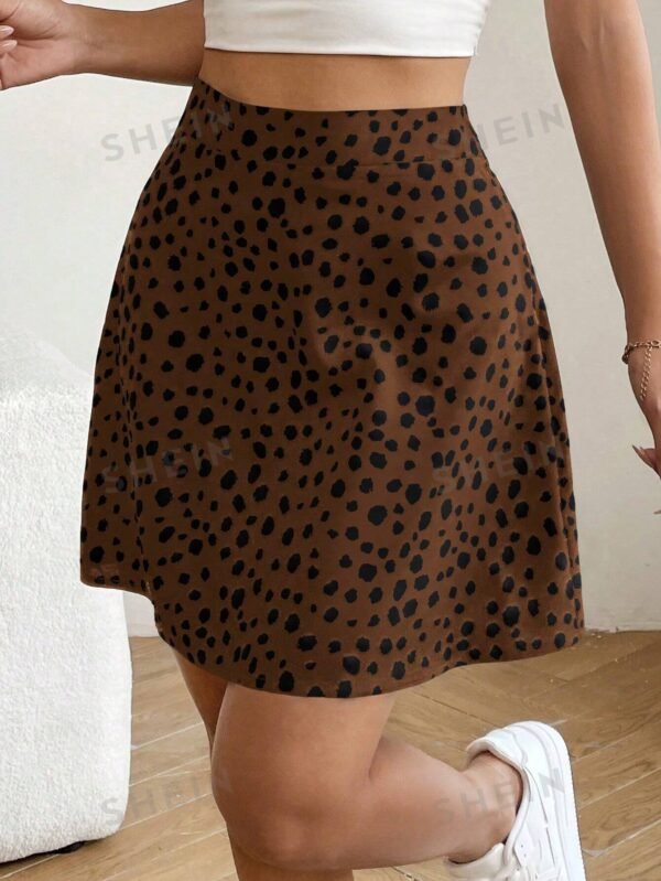 Falda veraniega informal con diseño estampado completo y cintura alta