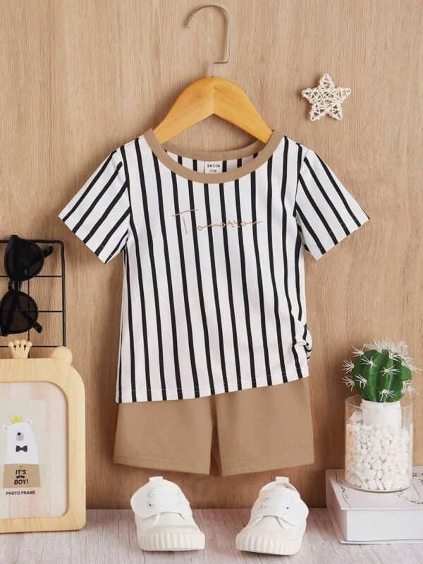 Bebé Shorts con camiseta con estampado de rayas y letra