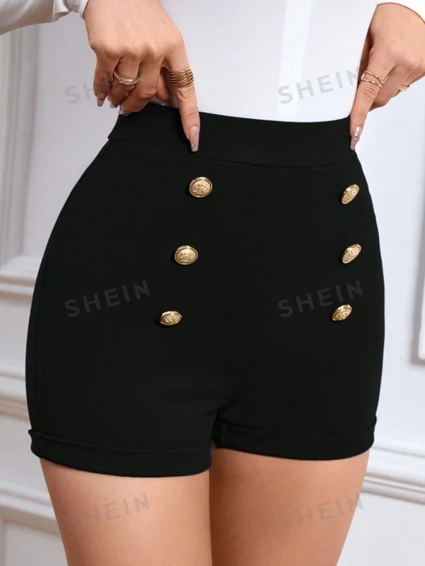 Shorts de talle alto con botón falso