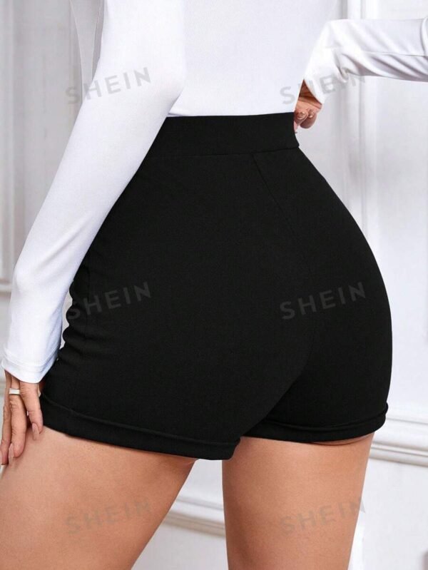 Shorts de talle alto con botón falso - Imagen 2