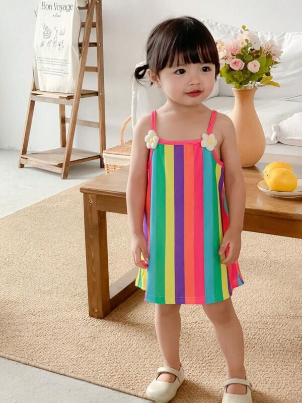 Vestido de verano con rayas lindas y flor de punto adornada para bebé niña