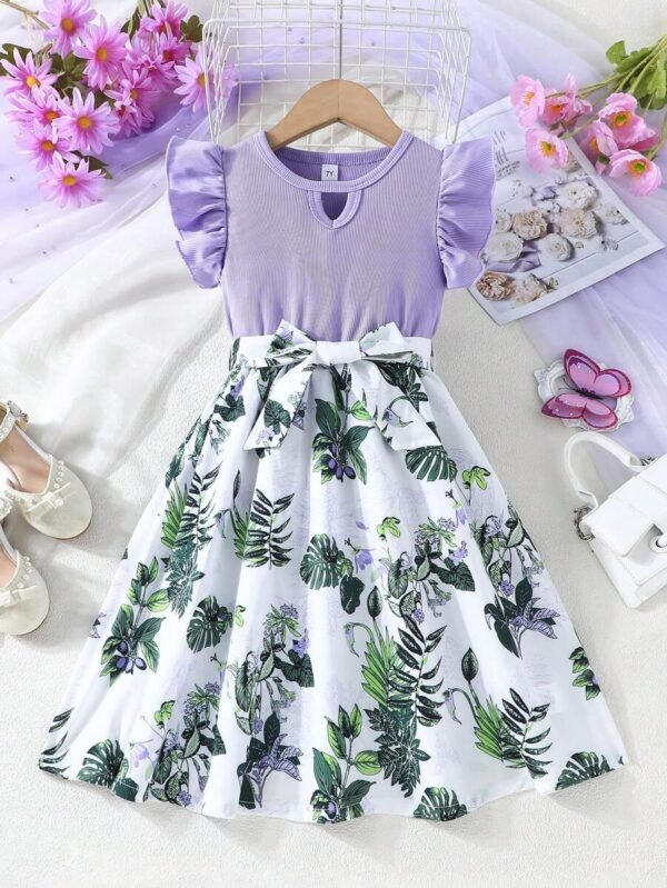 Vestido de verano con impresión floral, corte hueco, dobladillo con volantes y cinturón