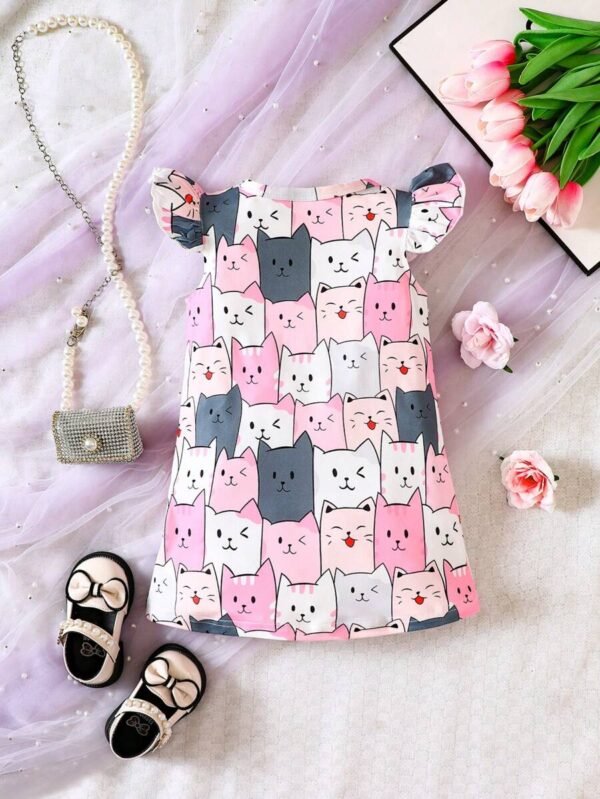 Vestido De Niña Pequeña Con Gráficos De Caricaturas Y Ribetes Con Volantes - Imagen 2
