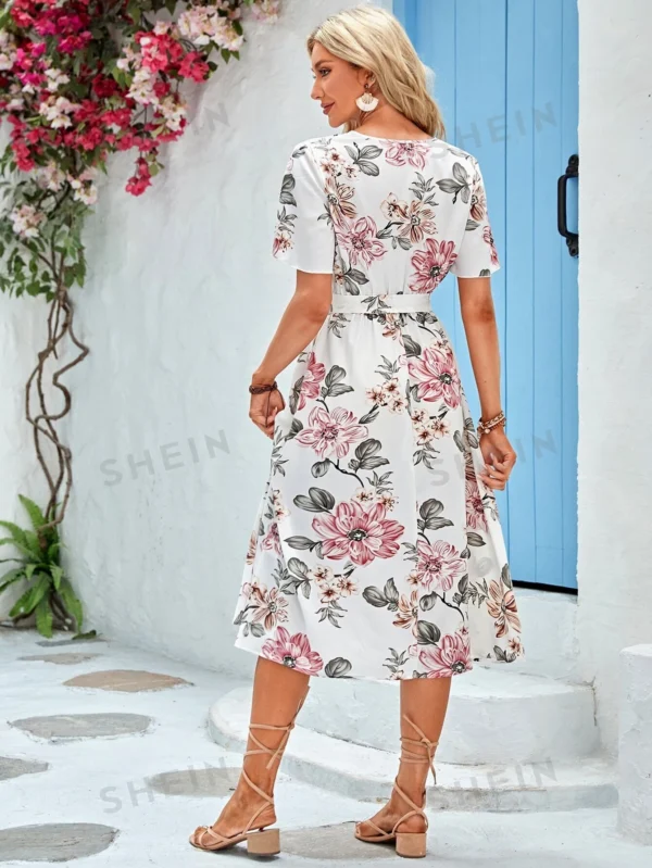Vestido largo de verano en línea A con cinturón y estampado de flores - Imagen 2