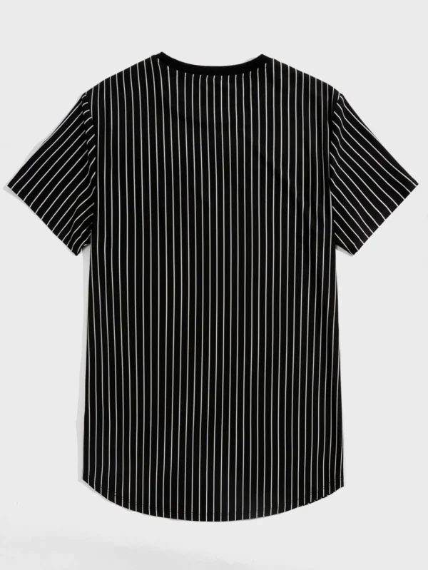 Camiseta con estampado de letra con diseño de parche de rayas - Imagen 2