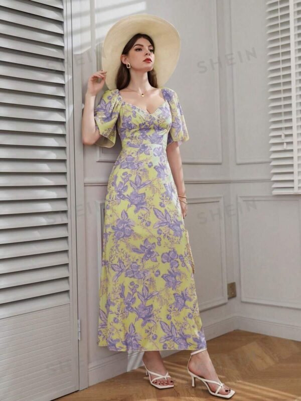 Vestido con estampado floral escote corazón de manga farol