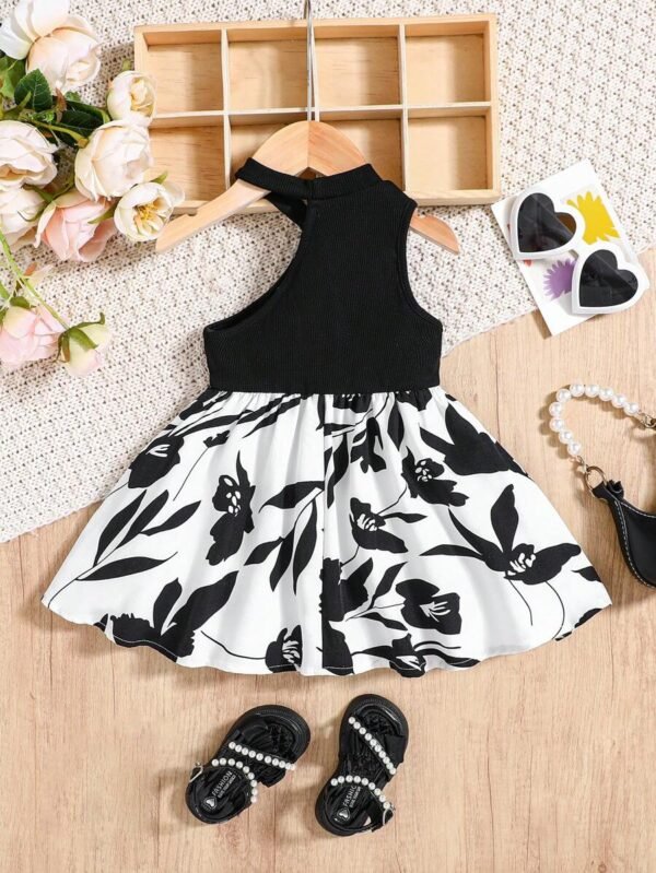 Vestido de verano sin mangas de punto con estampado floral de parches - Imagen 2