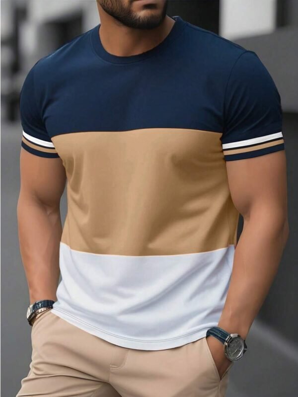 Camiseta casual ajustada de cuello redondo con mangas cortas a rayas y contraste