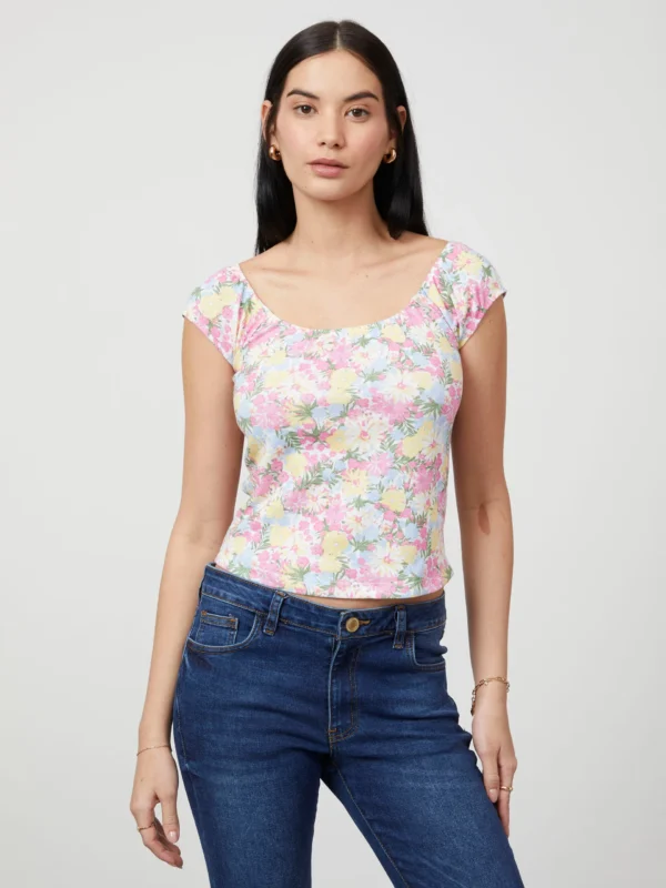 Playera Estampada Manga Corta Off Shoulder