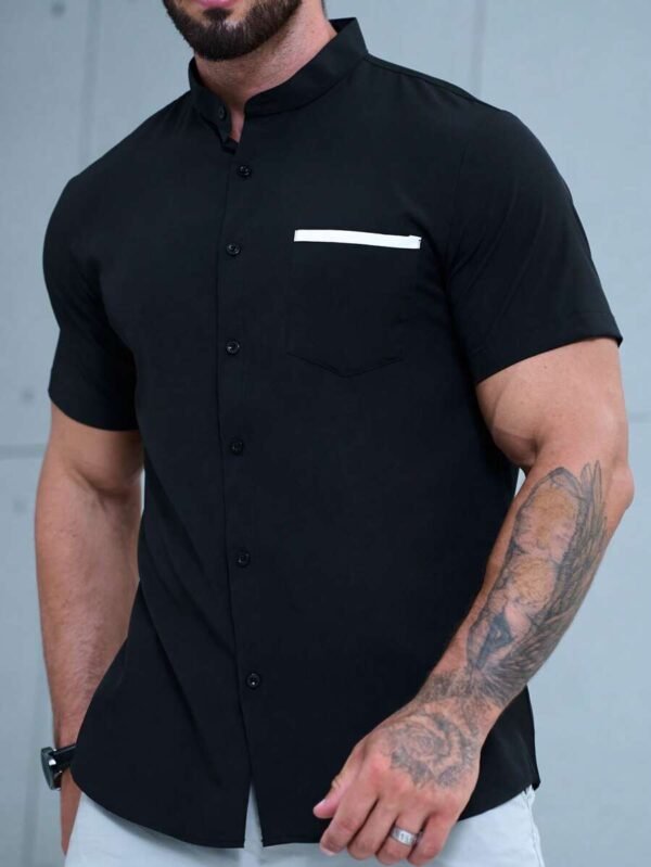 Camisa de manga corta con botones y bolsillos parcheados - Imagen 3