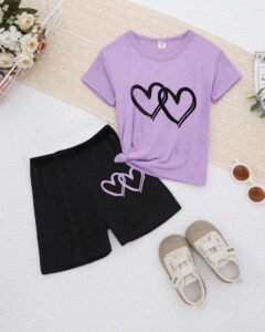 Conjunto de camiseta manga corta y pantalones cortos para niña