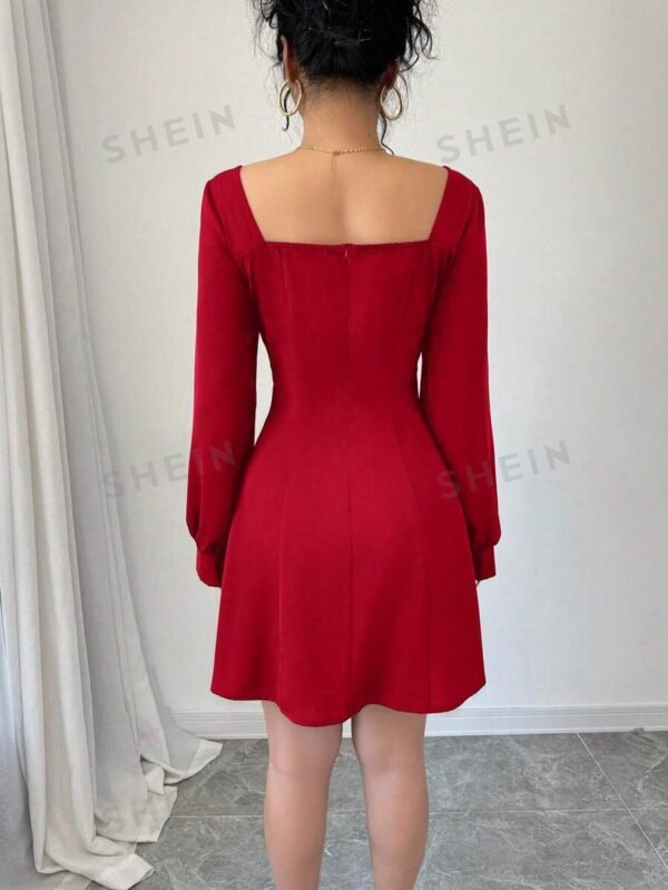 Vestido de mujer con cuello cuadrado y cintura anudada en unicolor - Imagen 3