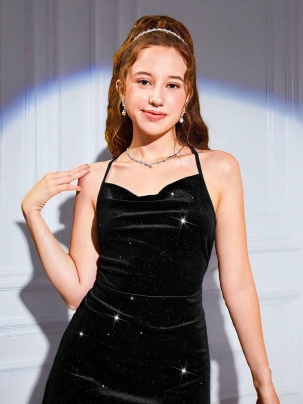 Vestido de terciopelo liso con lentejuelas y tirantes cruzados para chicas - Imagen 2