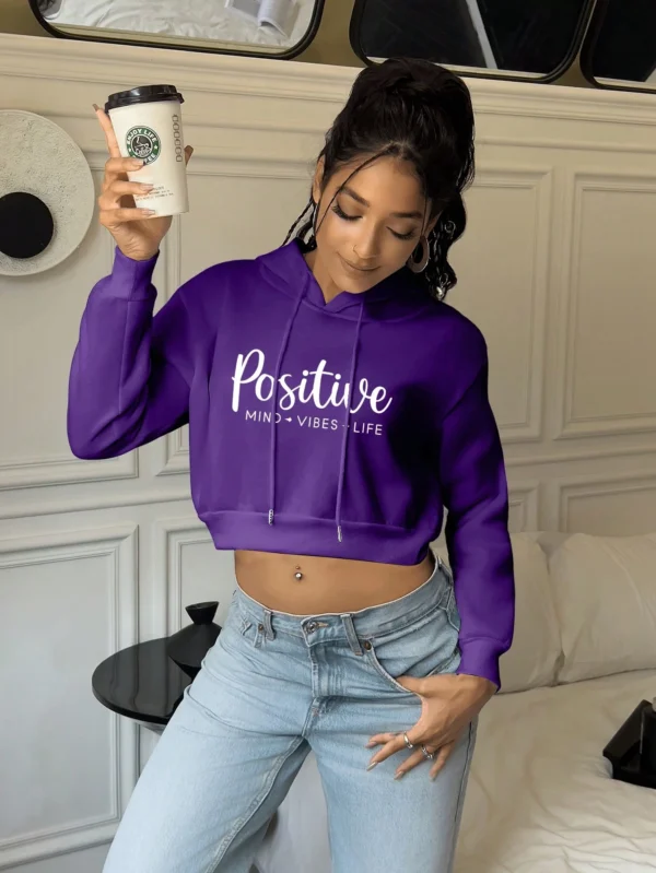 Sudadera con capucha térmica de manga larga con estampado gráfico, hombros caídos - Imagen 3