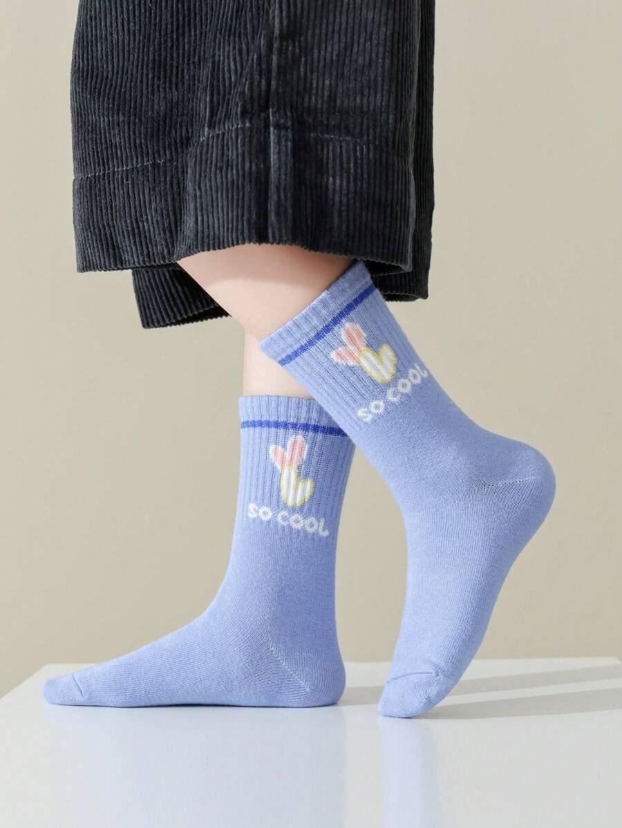 5 pares de calcetines tipo tripulación con estampado de corazones y letras - Imagen 3