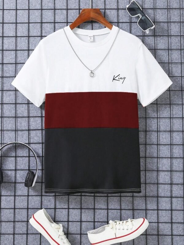 Camiseta Con Impresión De Letras Y Bloques De Color