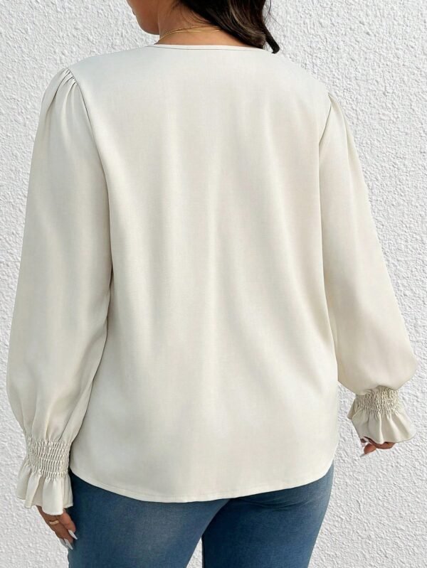 Blusa casual elegante con cuello en V y textura de gasa - Imagen 2