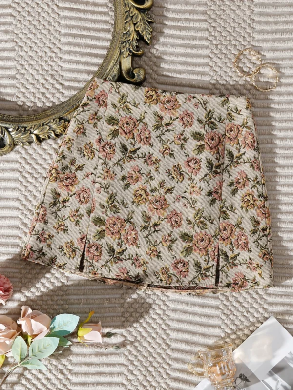 falda con estampado jacquard floral y bajo con abertura