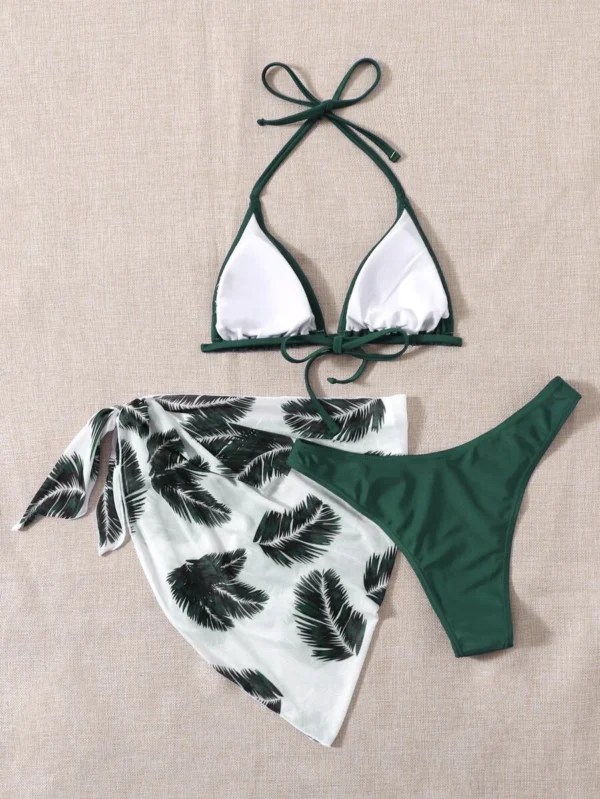 Conjunto de bikini con estampado de hojas Sujetador de triángulo halter y parte inferior de corte alto - Imagen 2