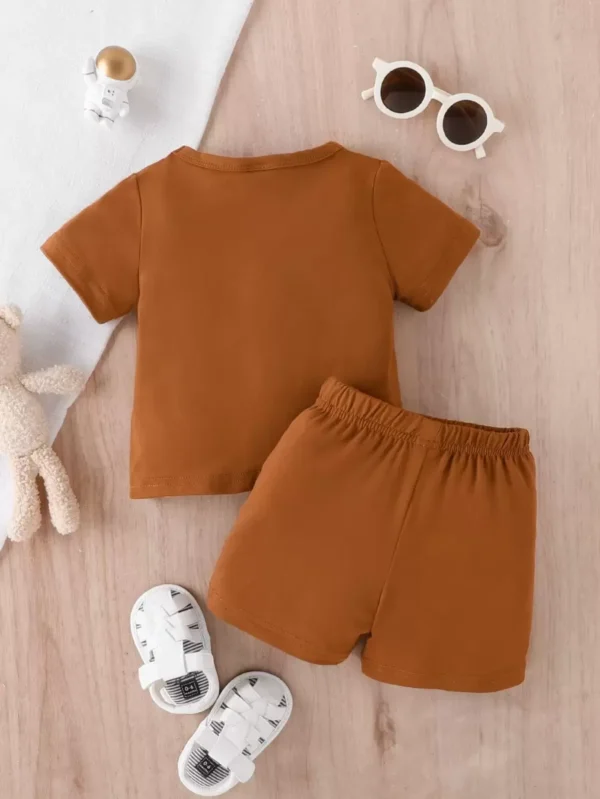 Conjunto de camiseta y pantalón corto con textura - Imagen 2
