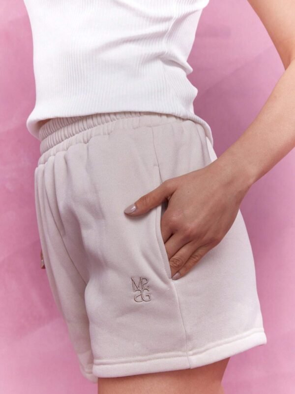 Shorts de sudadera con logo bordado