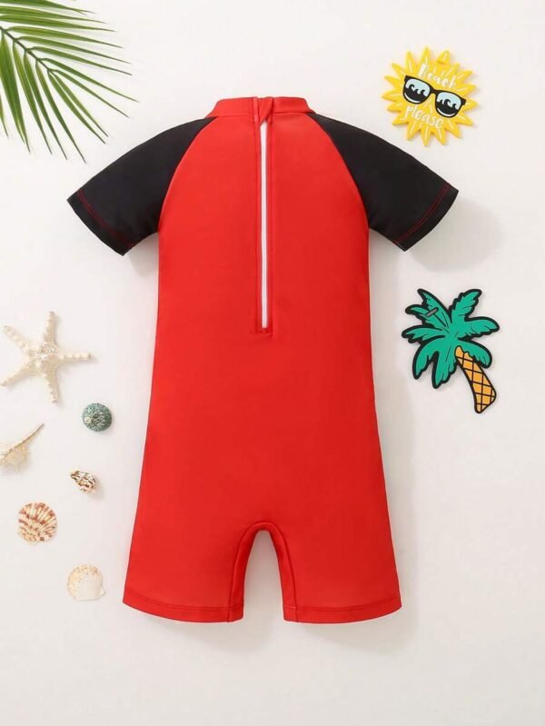 Traje de baño de una pieza para niño con diseño de contraste de color - Imagen 2