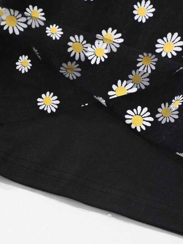 Conjunto de vestido de malla con estampado de margaritas y vestido de tirantes finos - Imagen 3